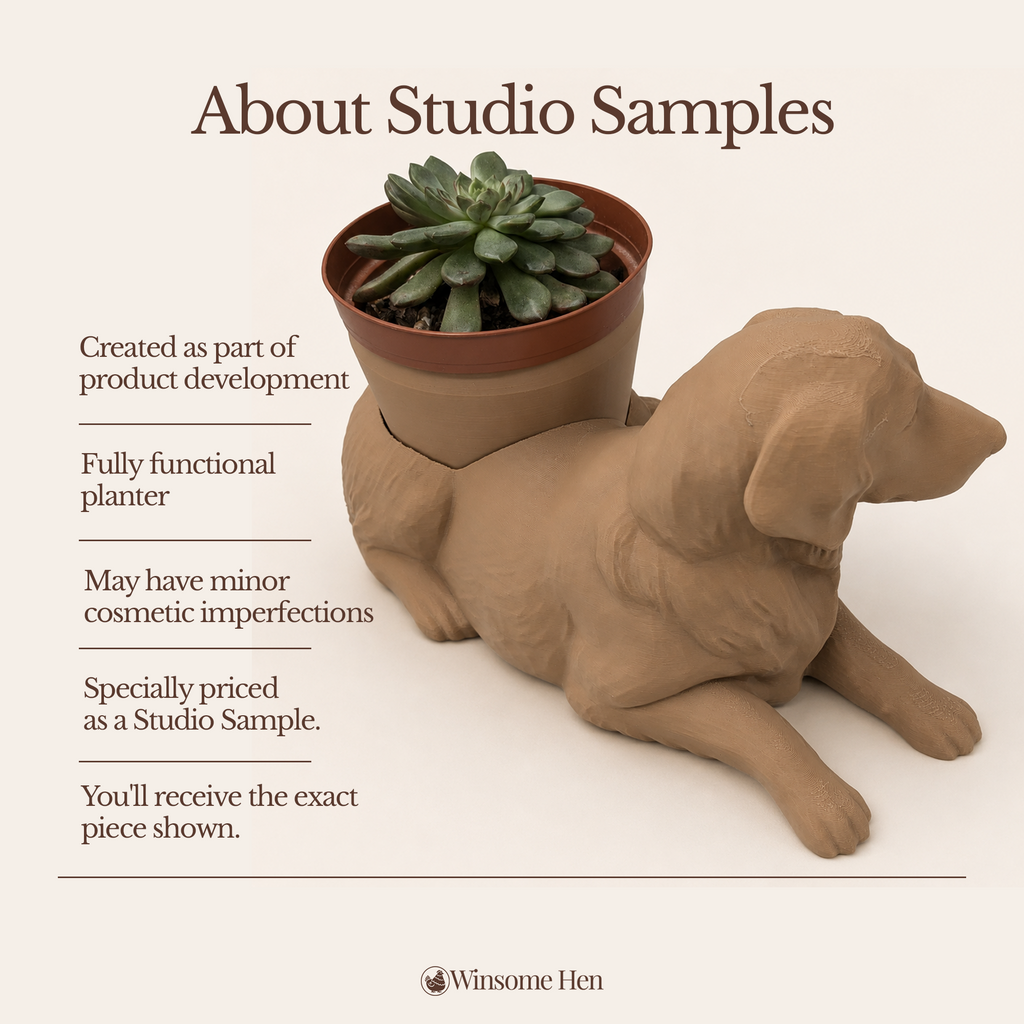 Golden Retriever - Winsome Wags - Studio Sample (Earlier Sculpt)